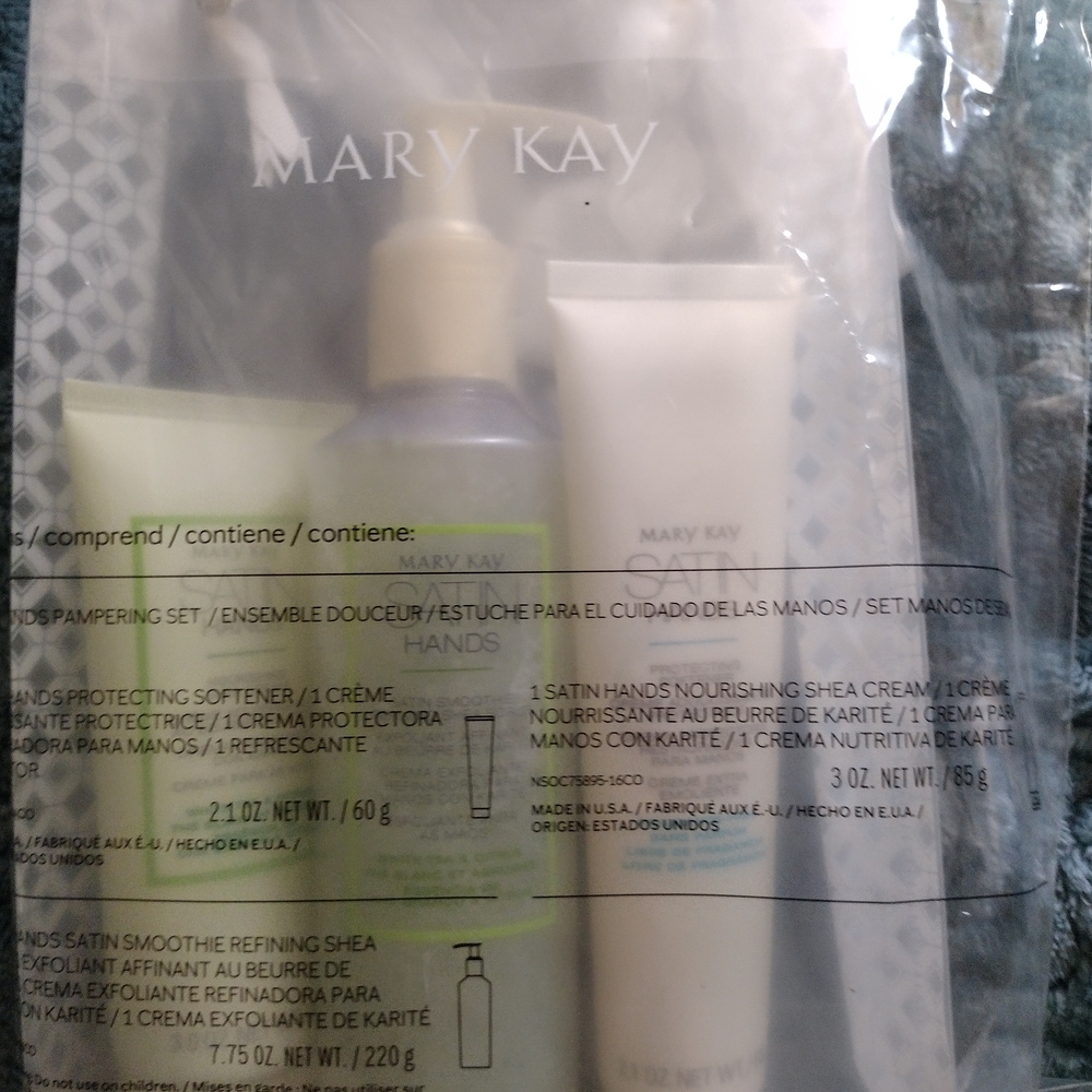 Mary Kay Satin Hands Pampering Set White Tea And Citrus